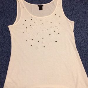 Flower/rhinestone decorated tank top